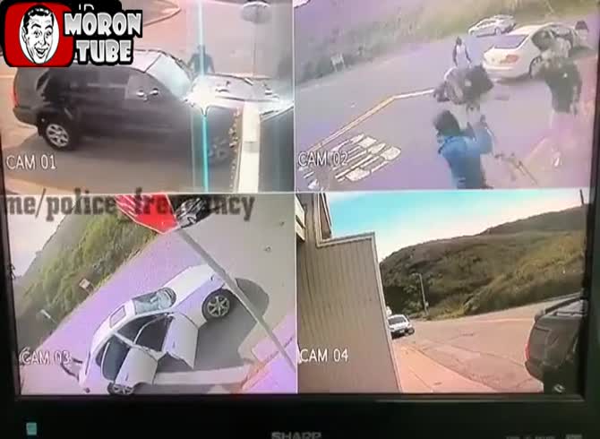 Video :TV reporters robbed while filming (California)
